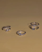 Load image into Gallery viewer, PETAL 2 PEARL STONE PAVE RING