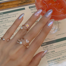 Load image into Gallery viewer, ELLEY2 PAVED HEART ARROW TWIST RING