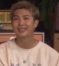 Load image into Gallery viewer, MEDIUM XX SMILE EYED NECKLACE