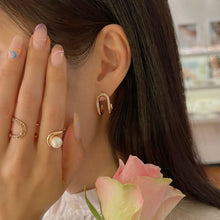Load image into Gallery viewer, 'U' LINE PAVE EARRING