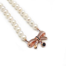 Load image into Gallery viewer, ODILIE BOW FRESHWATER PEARL NECKLACE