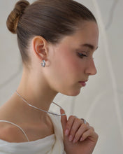 Load image into Gallery viewer, LE LIEN TRIO LINKED PAVE EARRING