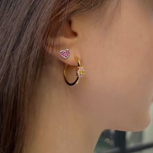 Load image into Gallery viewer, RICCO FLOWER HOOP EARRINGS