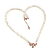Load image into Gallery viewer, ODILIE BOW FRESHWATER PEARL NECKLACE