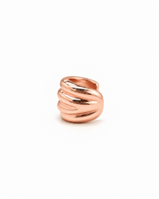 Load image into Gallery viewer, PENELOPE DRAPE EAR CUFF