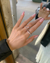 Load image into Gallery viewer, LE LIEN 3 DUO LINKED PAVE RING