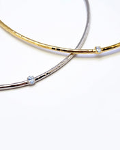 Load image into Gallery viewer, LE LIEN STONE ARCH BAR NECKLACE