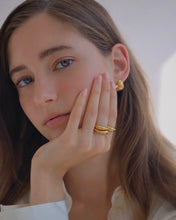 Load image into Gallery viewer, INGRID 2 CURVED RING