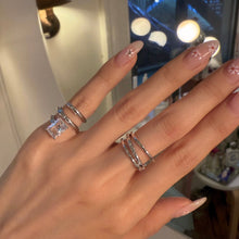 Load image into Gallery viewer, COLLETTE E TWIST PINKY/KNUCKLE RING