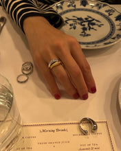 Load image into Gallery viewer, INGRID 2 CURVED RING