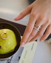 Load image into Gallery viewer, PETAL 1 DUO STONE PAVE RING