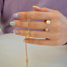 Load image into Gallery viewer, EVELYN 1 FLOWER FRESHWATER PEARL OPEN RING