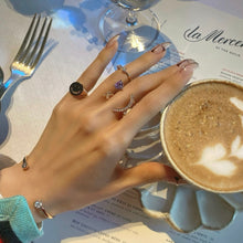 Load image into Gallery viewer, X HEART STONE SMILE PAVE RING