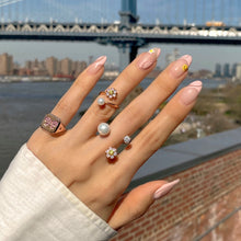 Load image into Gallery viewer, EVELYN 3 FLOWER PEARL STONE OPEN RING