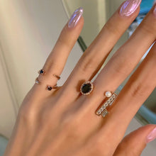 Load image into Gallery viewer, CAMBELL OVAL PAVED BAR RING