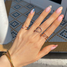 Load image into Gallery viewer, TRIO TWIST STONE SETTING RING