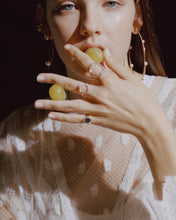 Load image into Gallery viewer, SMALL CIRCLE PAVE NINE RING