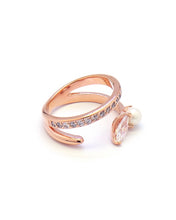 Load image into Gallery viewer, PETAL 2 PEARL STONE PAVE RING