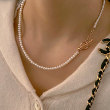 Load image into Gallery viewer, ROWEN FRESHWATER PEARL NECKLACE