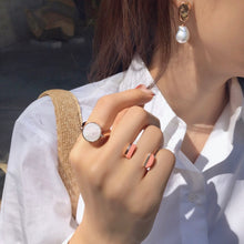 Load image into Gallery viewer, B-BLOCK CIRCLE SWIVEL RING