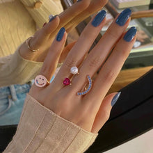 Load image into Gallery viewer, HEART PEARL SMILE PAVE RING