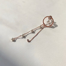 Load image into Gallery viewer, CECILLIA CIRCLE PEARL STONE CHAIN EARRING