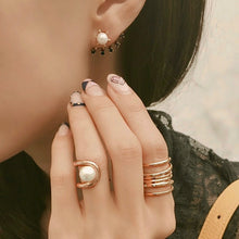 Load image into Gallery viewer, 5 ETOILE STONE DROP EARRING