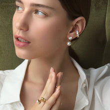Load image into Gallery viewer, POMPOM CROWN J EARRINGS