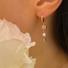 Load image into Gallery viewer, RICCO2 FLOWER PEARL DANGLE EARRING