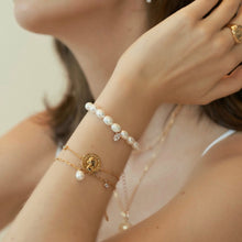 Load image into Gallery viewer, ANCIENT ROMAN COIN STONE  CHAIN BRACELET