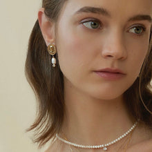 Load image into Gallery viewer, ANCIENT ROMAN COIN PEARL EARRING