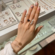 Load image into Gallery viewer, 'U' LETTER KNUCKLE OPEN RING