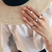 Load image into Gallery viewer, AMELLIE PINKY SIGNET RING