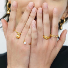 Load image into Gallery viewer, BEA BALL CHAIN RING