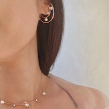 Load image into Gallery viewer, ROCHAS PEARL DBL CIRCLE EAR CUFF