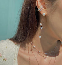 Load image into Gallery viewer, AVITA2 PEARL DBL CHAIN EARRING
