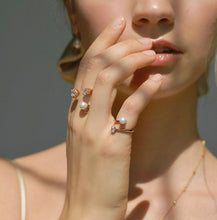 Load image into Gallery viewer, ISA2 OVAL KNUCKLE RING