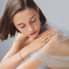 Load image into Gallery viewer, ROUND RAINBOW PEARL STONE RING