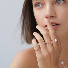 Load image into Gallery viewer, WILLOW DBL FINGER CHAIN RING