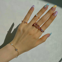 Load image into Gallery viewer, JACQUE SQ CHAIN RING