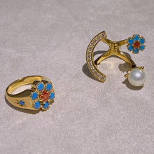 Load image into Gallery viewer, RICCO FLOWER PEARL SMILE PAVED RING