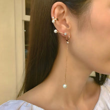 Load image into Gallery viewer, ISA PEARL STONE EAR CUFF