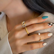 Load image into Gallery viewer, ERES TRIPLE PAVED COMBO CHAIN RING