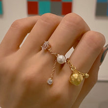 Load image into Gallery viewer, ANNABELLE PEARL STONE CHAIN RING