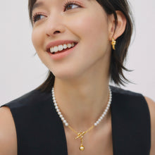 Load image into Gallery viewer, BEA BALL FRESHWATER PEARL NECKLACE