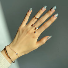 Load image into Gallery viewer, EDGAR DBL CHAIN OPEN BANGLE
