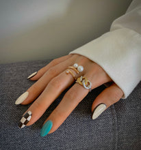 Load image into Gallery viewer, LAFAYETTE DBL PEARL STONE RING