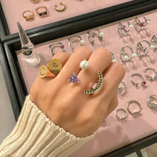 Load image into Gallery viewer, HEART PEARL SMILE PAVE RING
