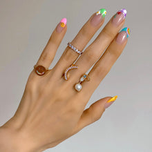 Load image into Gallery viewer, EYE PEARL LASH SMILE PAVE RING