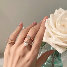 Load image into Gallery viewer, SEREIN 3 SQ STONE PEARL RING